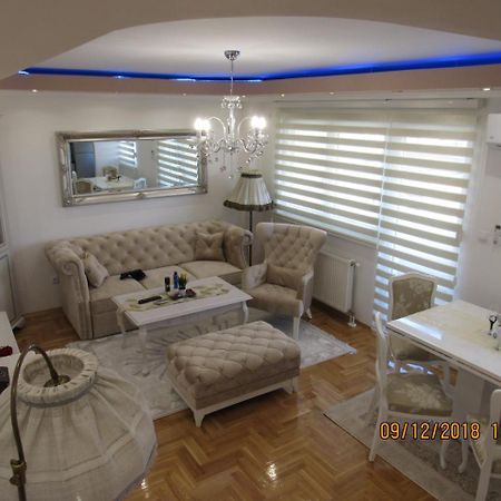 Apartman Tea 2 Banja Luka Exterior foto